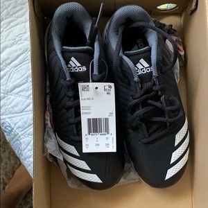 NWT kids adidas cleats and batting glove